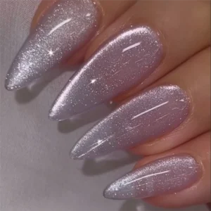 nailbayo sugar magnet gel kokoelman lila magneettigeelilakka väri kynnellä